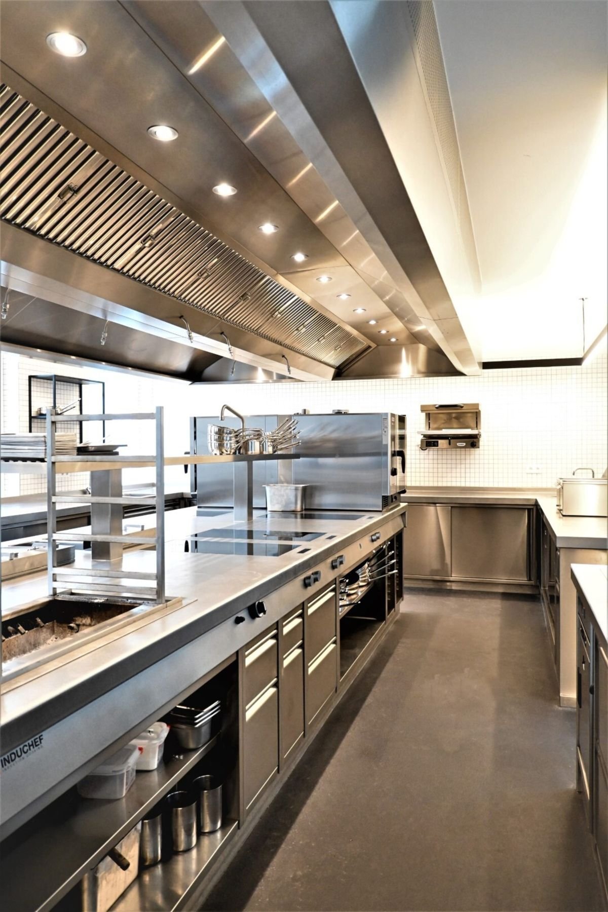Restaurant Kitchen Designs